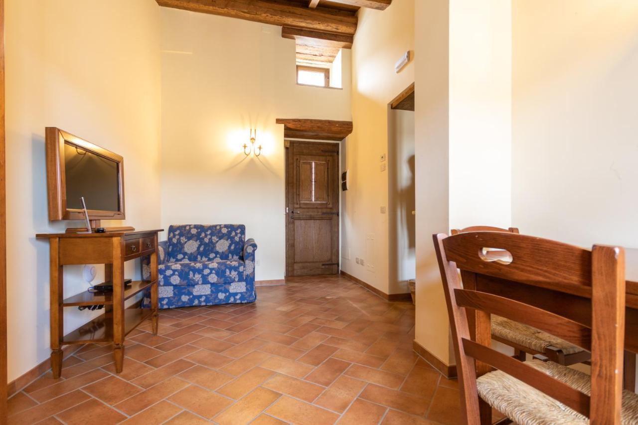 Borgotufi Albergo Diffuso Castel del Giudice 外观 照片